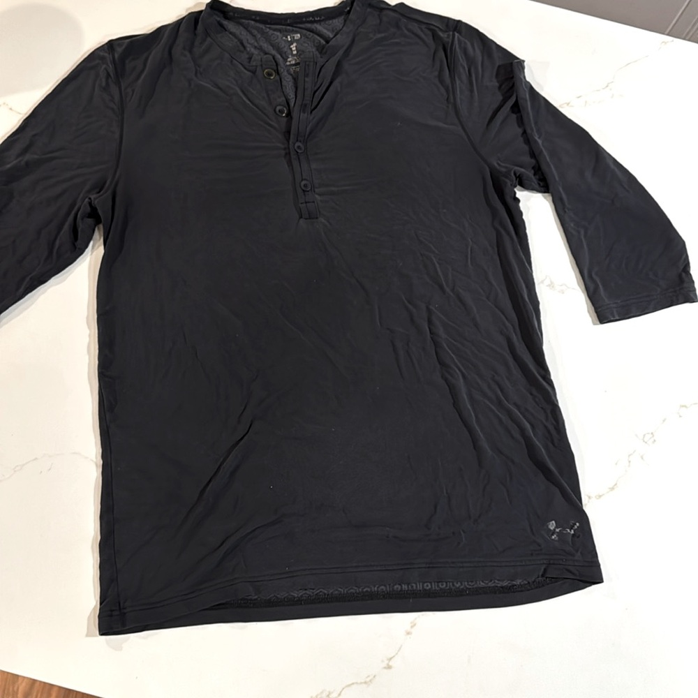Under Armour TB12 Athlesiure and Recovery softball length sleeves, medium size.